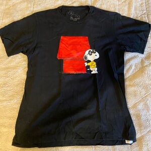 Kaws Uniqlo‎ Peanuts Joe Kaws Doghouse Tee